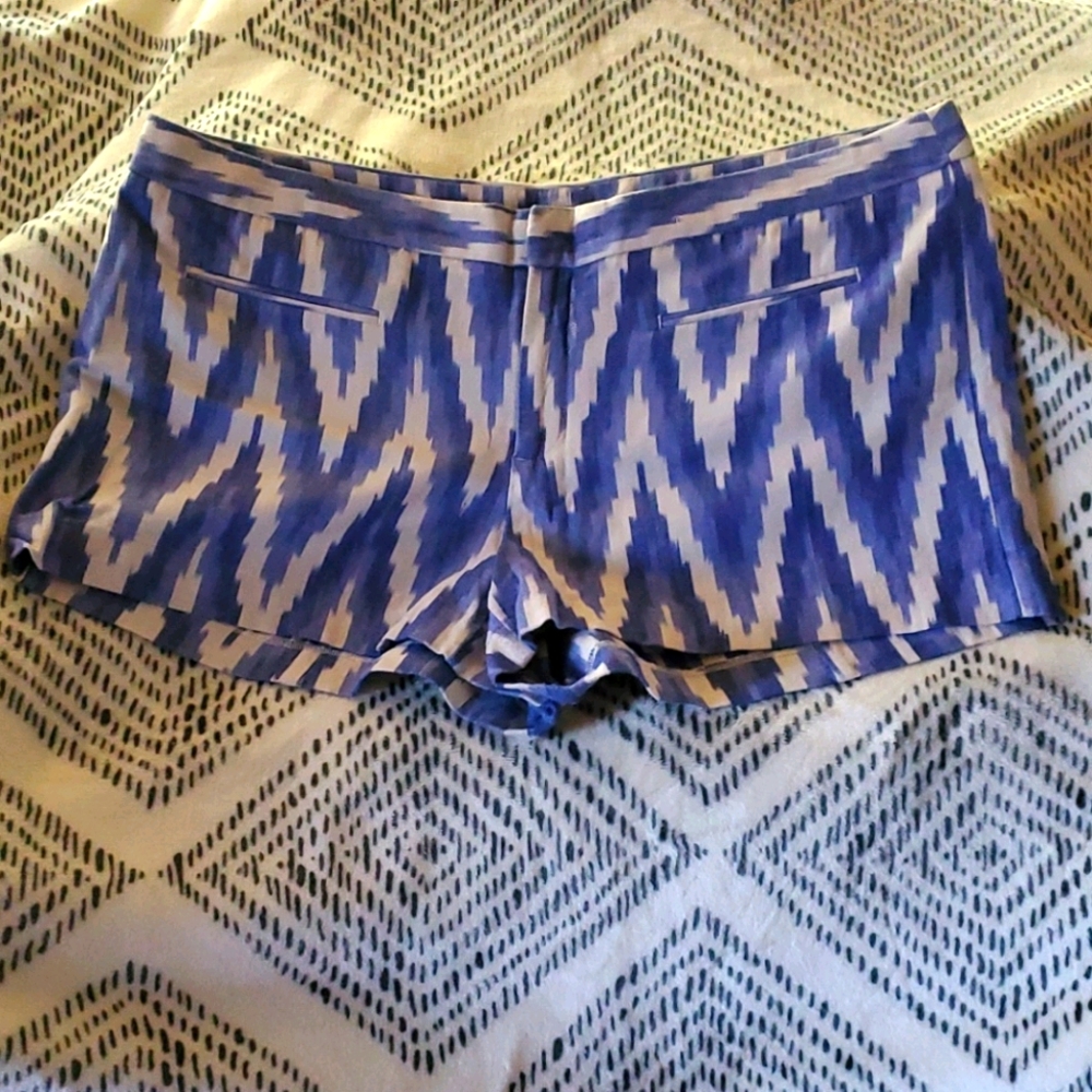 Gap blue and white shorts Size 16